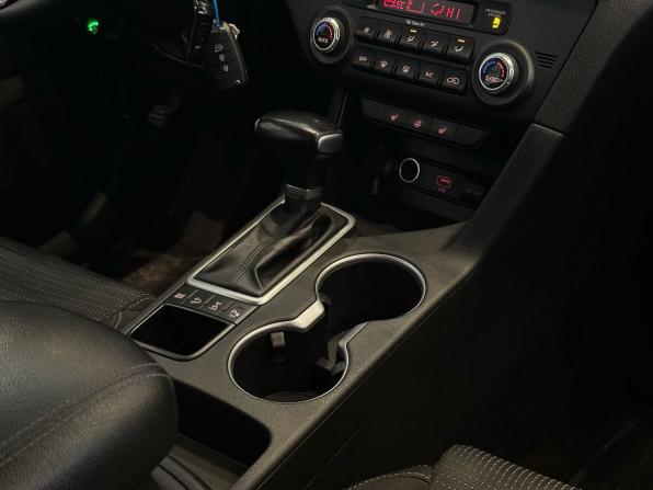 Kia Sportage IV Рестайлинг с пробегом 2018 года, цена 2 035 000 рублей, 145000 км, внедорожник, Автокод Объявления