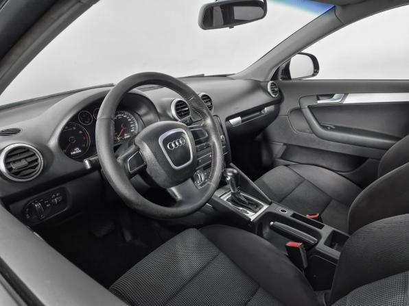 Audi A3 II (8P) Рестайлинг 2 с пробегом 2008 года, цена 599 000 рублей, 233997 км, хэтчбек, Автокод Объявления
