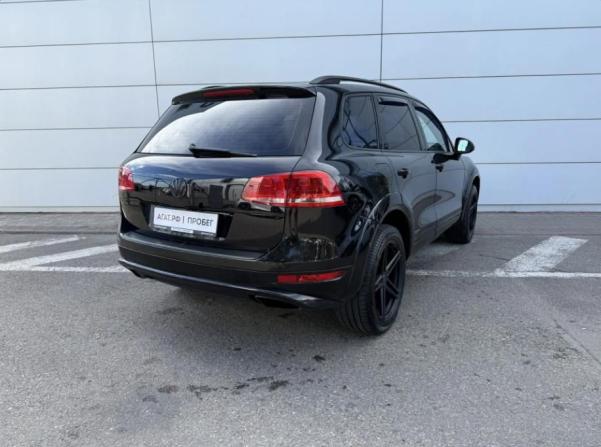 Volkswagen Touareg II с пробегом 2013 года, цена 1 980 000 рублей, 217000 км, внедорожник, Автокод Объявления