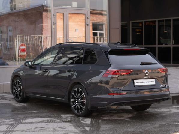 Volkswagen Golf VIII с пробегом 2021 года, цена 1 680 000 рублей, 203704 км, универсал, Автокод Объявления