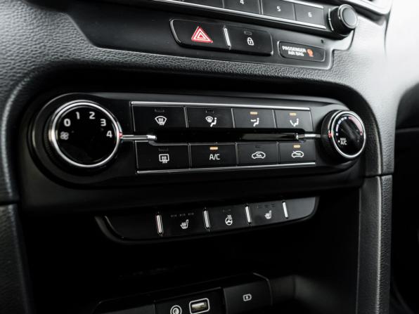 Kia Ceed III с пробегом 2018 года, цена 1 590 000 рублей, 82241 км, хэтчбек, Автокод Объявления