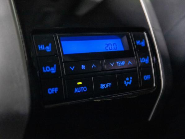 Toyota Land Cruiser Prado 150 Series Рестайлинг 3 с пробегом 2020 года, цена 7 600 000 рублей, 98329 км, внедорожник, Автокод Объявления