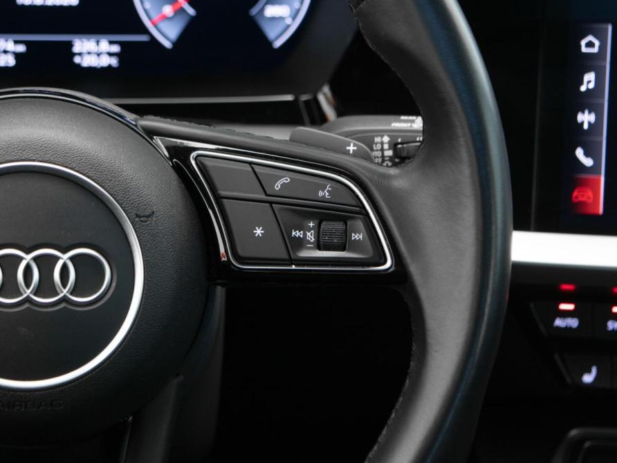 Audi A3 IV (8Y) Москва  - изображение 17