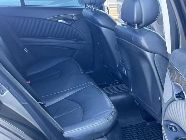 Mercedes-Benz E-Класс III (W211 S211) Рестайлинг с пробегом 2008 года, цена 900 000 рублей, 246054 км, седан, Автокод Объявления