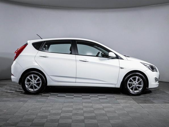 Hyundai Solaris I Рестайлинг с пробегом 2016 года, цена 949 000 рублей, 86053 км, хэтчбек, Автокод Объявления
