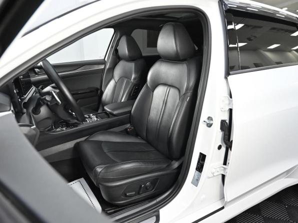 Kia K5 III с пробегом 2022 года, цена 1 849 000 рублей, 44974 км, седан, Автокод Объявления