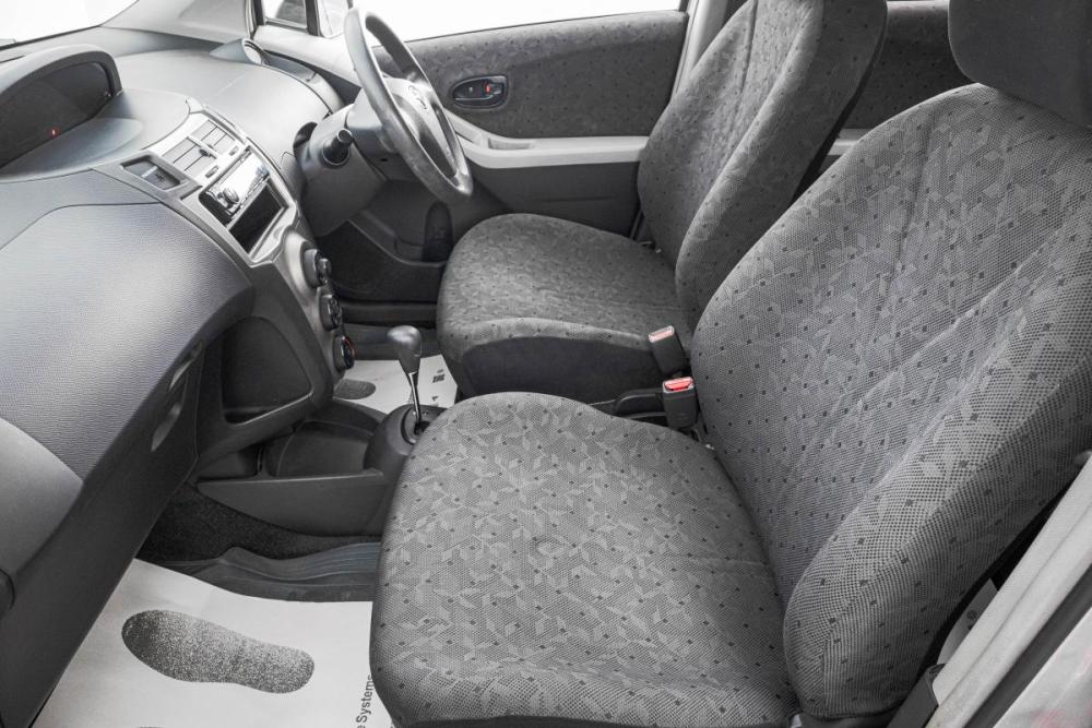 Toyota Vitz II (XP90) Барнаул  - изображение 21