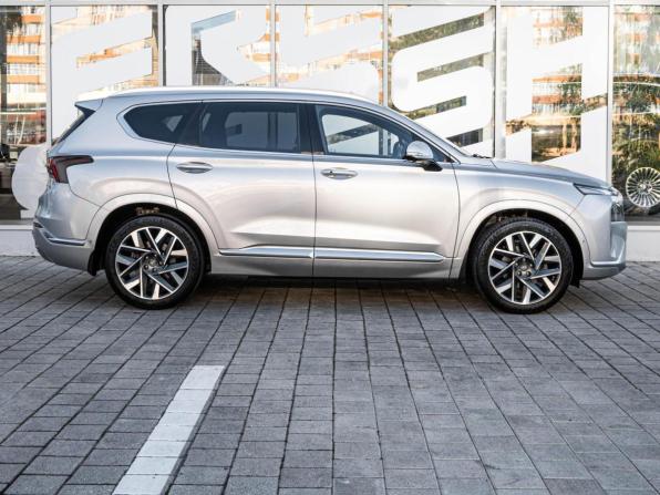 Hyundai Santa Fe IV Рестайлинг с пробегом 2021 года, цена 3 696 000 рублей, 89651 км, внедорожник, Автокод Объявления
