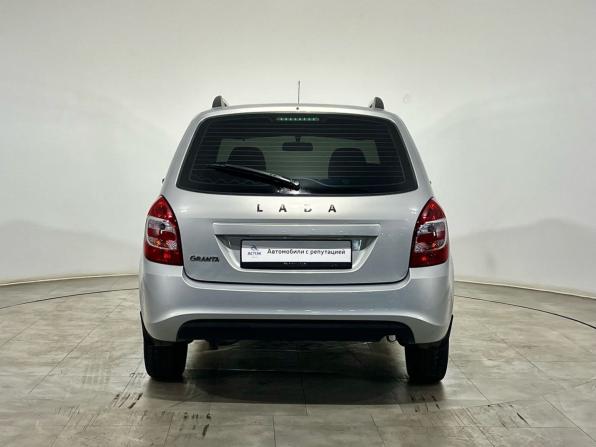 Lada (ВАЗ) Granta I Рестайлинг с пробегом 2022 года, цена 850 000 рублей, 42380 км, универсал, Автокод Объявления