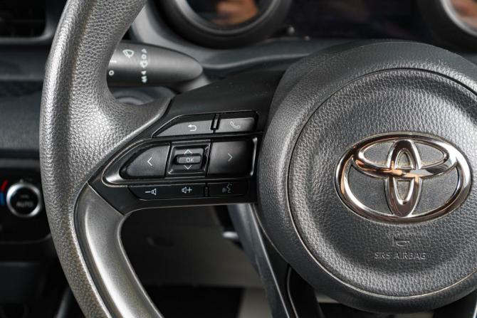 Toyota Yaris IV с пробегом 2020 года, цена 1 529 000 рублей, 123000 км, хэтчбек, Автокод Объявления