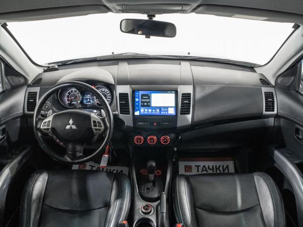 Mitsubishi Outlander II Рестайлинг с пробегом 2011 года, цена 1 300 000 рублей, 242209 км, внедорожник, Автокод Объявления
