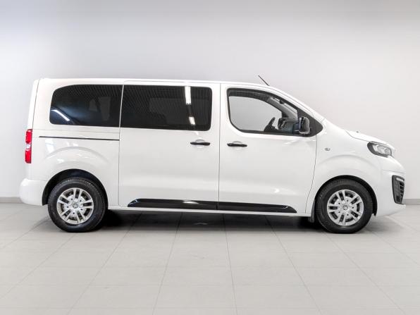 Peugeot Traveller I с пробегом 2019 года, цена 3 150 000 рублей, 42225 км, минивэн, Автокод Объявления