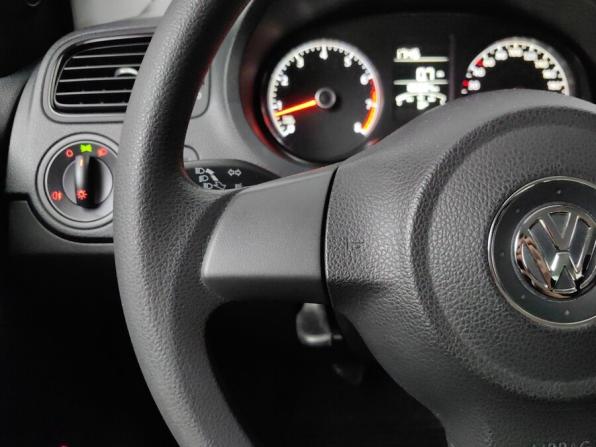 Volkswagen Polo V с пробегом 2015 года, цена 898 000 рублей, 106000 км, седан, Автокод Объявления