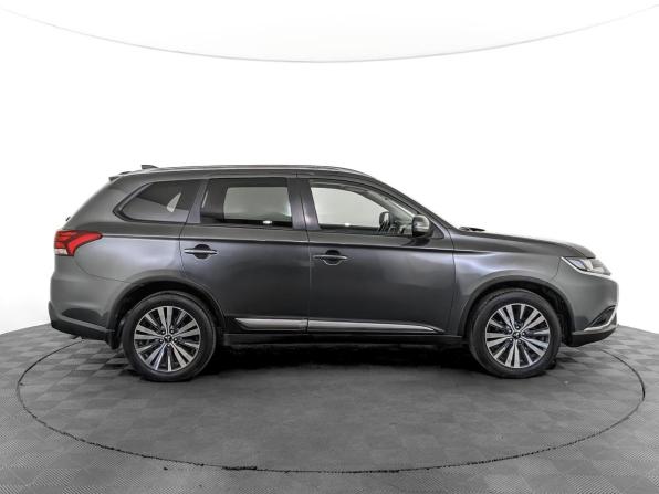 Mitsubishi Outlander III Рестайлинг 3 с пробегом 2020 года, цена 2 180 000 рублей, 96861 км, внедорожник, Автокод Объявления