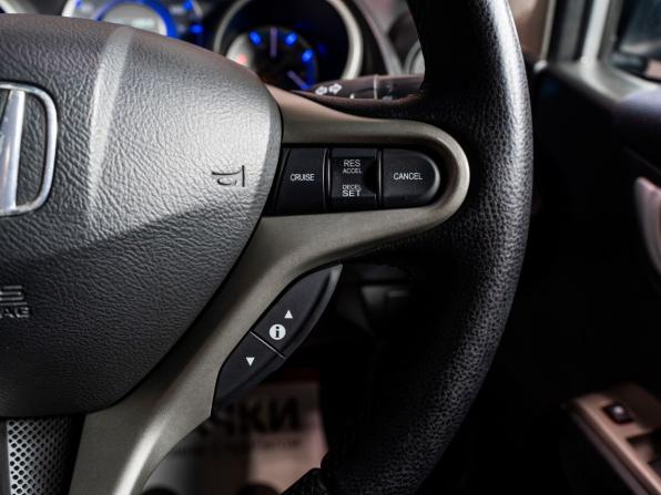Honda Fit II с пробегом 2010 года, цена 765 000 рублей, 195000 км, хэтчбек, Автокод Объявления