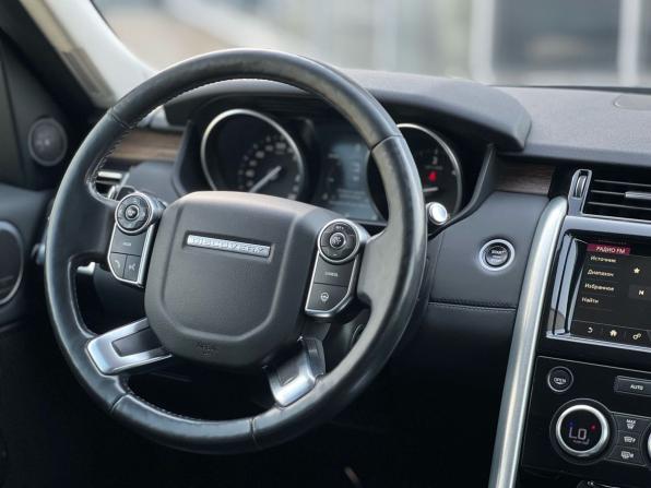 Land Rover Discovery V с пробегом 2017 года, цена 3 499 000 рублей, 150000 км, внедорожник, Автокод Объявления