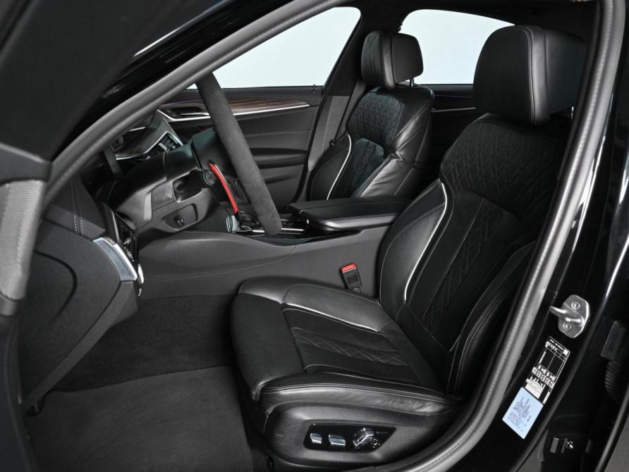 BMW 5 серии VII (G30/G31/G38) Рестайлинг Ростов-на-Дону  - изображение 13