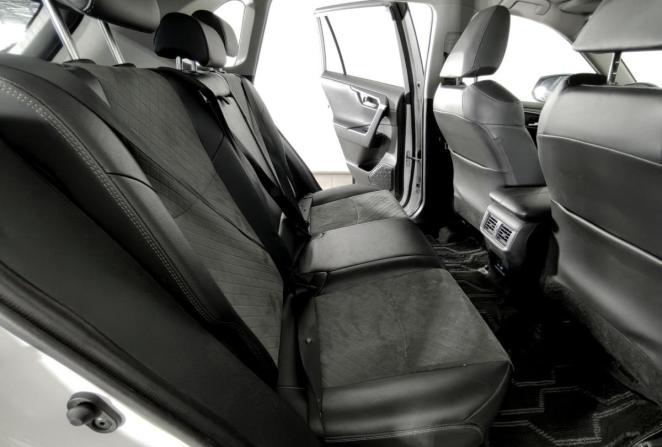 Toyota RAV4 V (XA50) с пробегом 2022 года, цена 2 999 000 рублей, 63377 км, внедорожник, Автокод Объявления