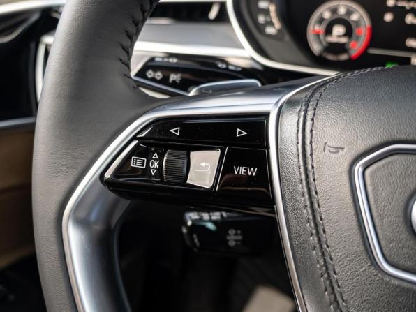 Audi A8 IV (D5) с пробегом 2019 года, цена 6 625 000 рублей, 102391 км, седан, Автокод Объявления