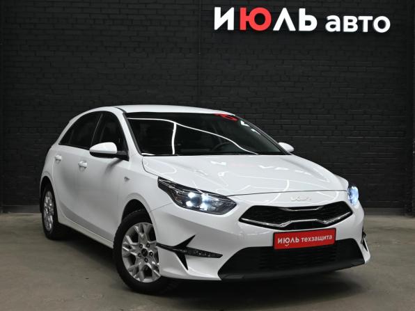 Kia Ceed III Рестайлинг с пробегом 2022 года, цена 2 290 000 рублей, 47420 км, хэтчбек, Автокод Объявления
