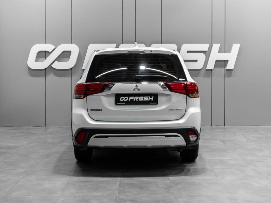 Mitsubishi Outlander III Рестайлинг 3 Тюмень  - изображение 4