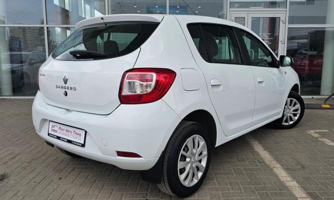 Renault Sandero II Рестайлинг с пробегом 2018 года, цена 949 000 рублей, 116083 км, хэтчбек, Автокод Объявления