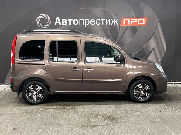 Renault Kangoo II с пробегом 2012 года, цена 895 000 рублей, 98299 км, компактвэн, Автокод Объявления