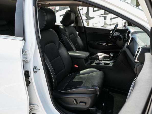 Kia Sportage IV Рестайлинг с пробегом 2019 года, цена 2 750 000 рублей, 106635 км, внедорожник, Автокод Объявления