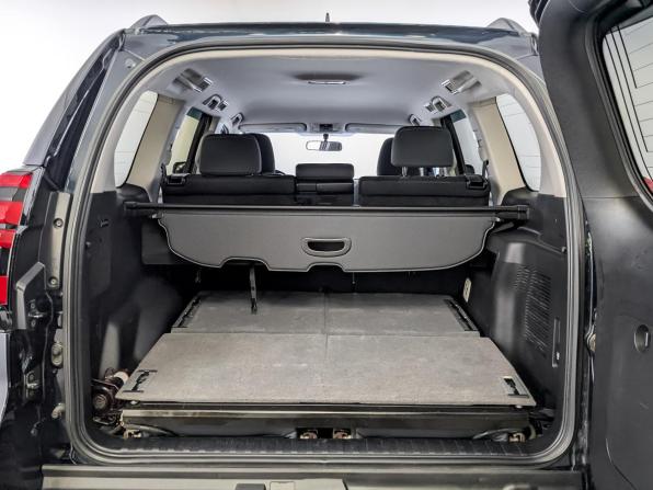 Toyota Land Cruiser Prado 150 Series Рестайлинг 3 с пробегом 2021 года, цена 5 415 000 рублей, 50750 км, внедорожник, Автокод Объявления