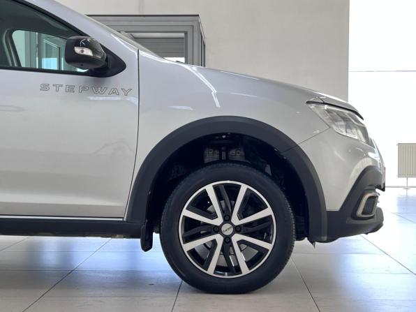 Renault Sandero II Рестайлинг с пробегом 2019 года, цена 1 230 000 рублей, 92000 км, хэтчбек, Автокод Объявления