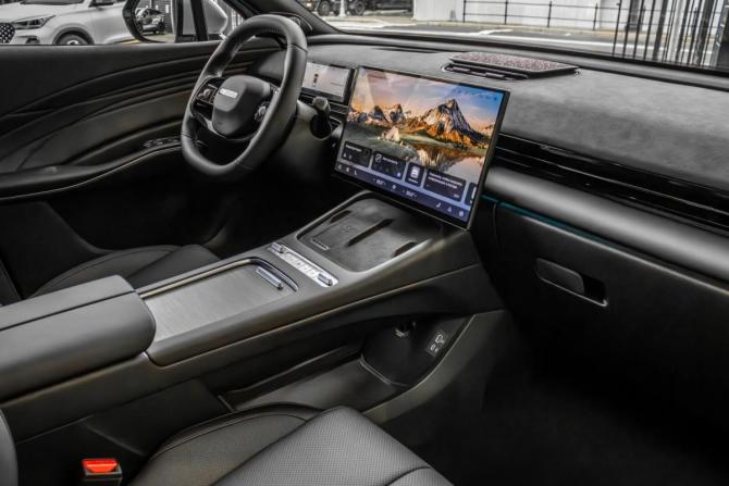 Новый Omoda C7 2026 года, цена 3 498 900 рублей, внедорожник, Автокод Объявления