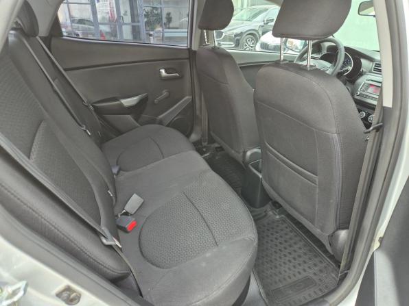 Kia Rio III Рестайлинг с пробегом 2015 года, цена 895 000 рублей, 173387 км, седан, Автокод Объявления