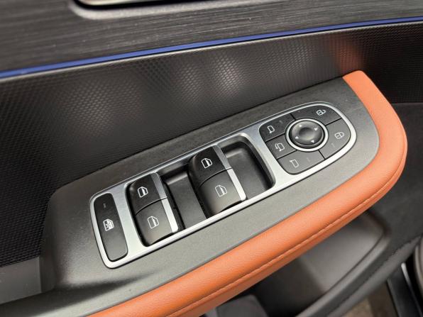 Omoda C5 I с пробегом 2023 года, цена 1 695 000 рублей, 58500 км, внедорожник, Автокод Объявления
