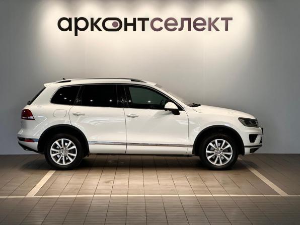 Volkswagen Touareg II Рестайлинг с пробегом 2017 года, цена 2 730 000 рублей, 228061 км, внедорожник, Автокод Объявления