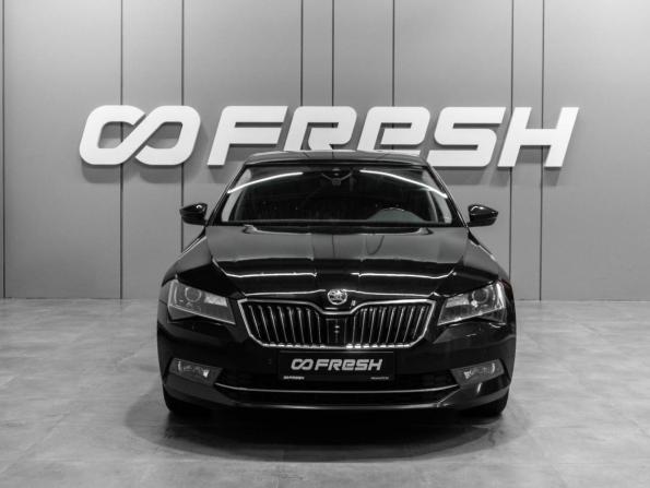 Skoda Superb III с пробегом 2018 года, цена 1 990 000 рублей, 233023 км, лифтбек, Автокод Объявления