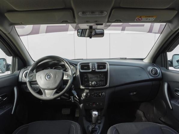 Renault Sandero II с пробегом 2015 года, цена 779 000 рублей, 71804 км, хэтчбек, Автокод Объявления