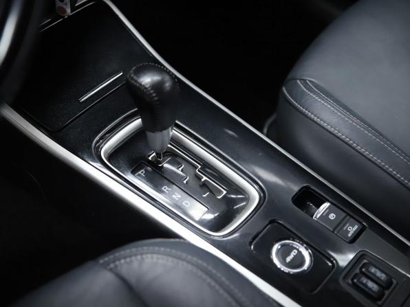 Mitsubishi Outlander III Рестайлинг 3 с пробегом 2019 года, цена 2 290 000 рублей, 152241 км, внедорожник, Автокод Объявления