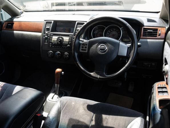 Nissan Tiida I с пробегом 2005 года, цена 590 000 рублей, 272076 км, седан, Автокод Объявления
