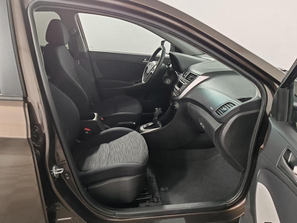 Hyundai Solaris I Рестайлинг с пробегом 2014 года, цена 875 000 рублей, 176342 км, седан, Автокод Объявления
