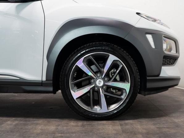 Hyundai Kona I с пробегом 2019 года, цена 1 950 000 рублей, 44820 км, внедорожник, Автокод Объявления