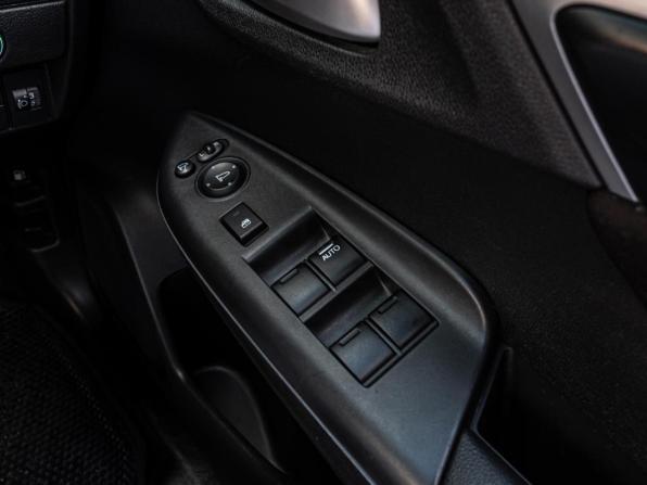 Honda Fit III Рестайлинг с пробегом 2017 года, цена 1 020 000 рублей, 166322 км, хэтчбек, Автокод Объявления