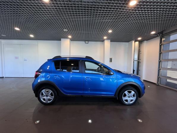 Renault Sandero II с пробегом 2017 года, цена 750 000 рублей, 246905 км, хэтчбек, Автокод Объявления
