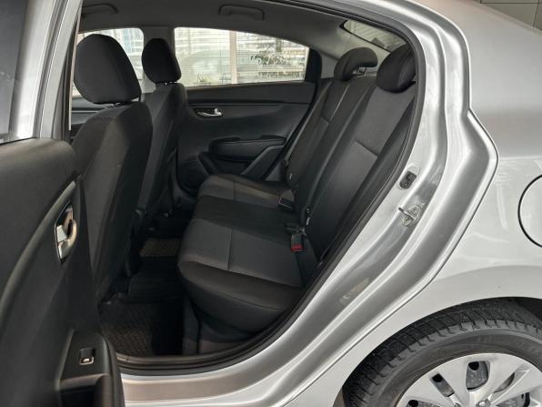 Kia Rio IV Рестайлинг с пробегом 2021 года, цена 1 300 000 рублей, 92371 км, седан, Автокод Объявления