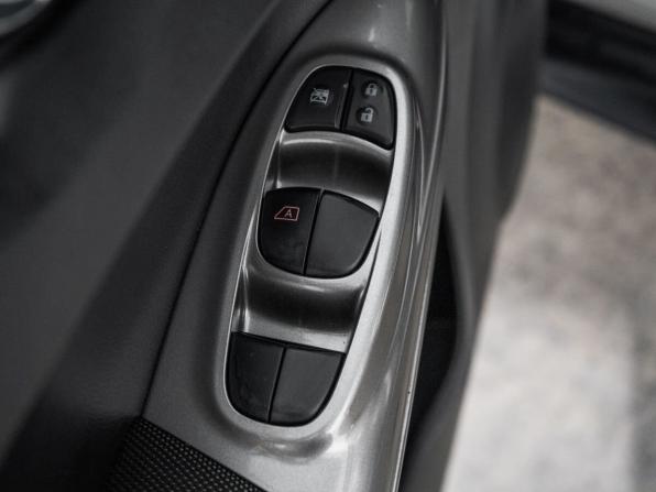 Nissan Juke I с пробегом 2012 года, цена 980 500 рублей, 133960 км, внедорожник, Автокод Объявления