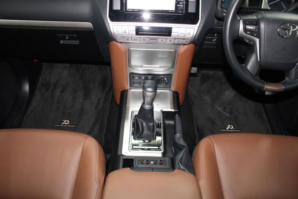 Toyota Land Cruiser Prado 150 Series Рестайлинг 3 Владивосток  - изображение 17