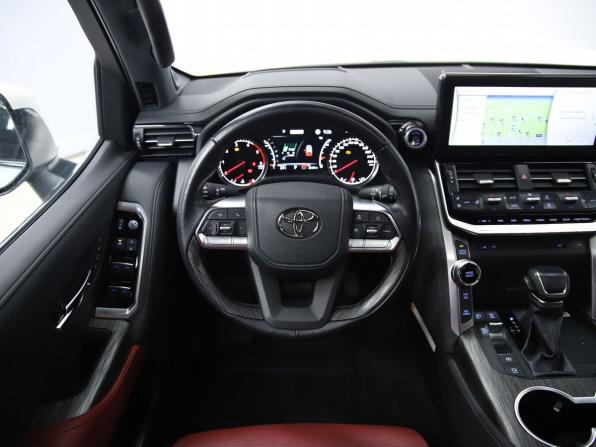 Toyota Land Cruiser 300 Series с пробегом 2021 года, цена 12 200 000 рублей, 25437 км, внедорожник, Автокод Объявления