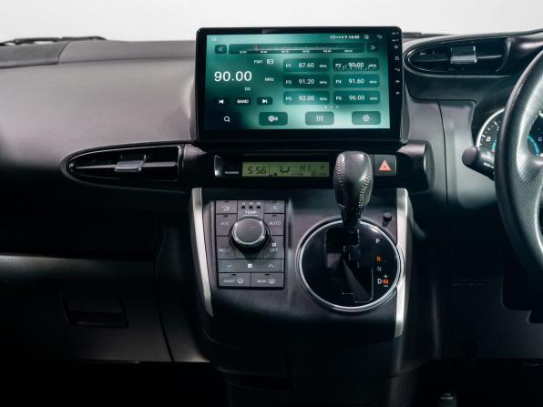 Toyota Wish II с пробегом 2009 года, цена 1 325 000 рублей, 94862 км, минивэн, Автокод Объявления