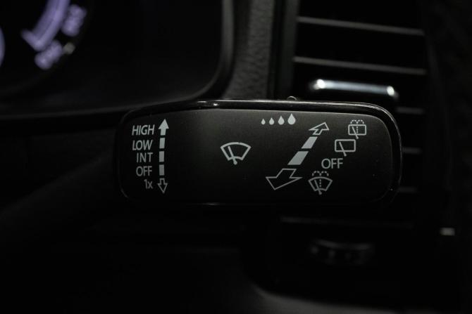 Skoda Karoq I с пробегом 2020 года, цена 2 299 000 рублей, 102571 км, внедорожник, Автокод Объявления