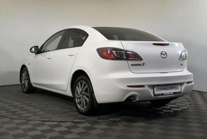 Mazda 3 II (BL) Рестайлинг с пробегом 2013 года, цена 1 150 000 рублей, 137745 км, седан, Автокод Объявления