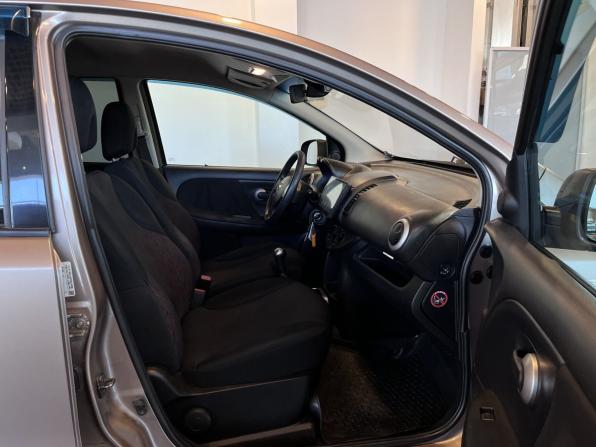Nissan Note I Рестайлинг с пробегом 2011 года, цена 537 000 рублей, 261223 км, хэтчбек, Автокод Объявления